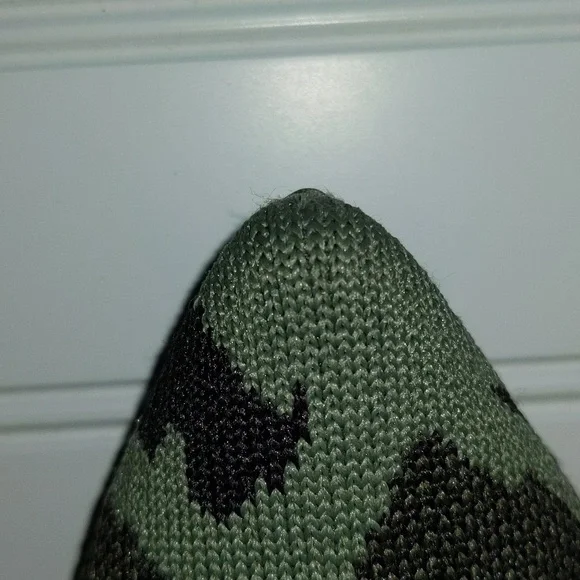 Rothy's Women's Size W7 The Point Green Camo Lightweight Slip On Flats China - Picture 4 of 10